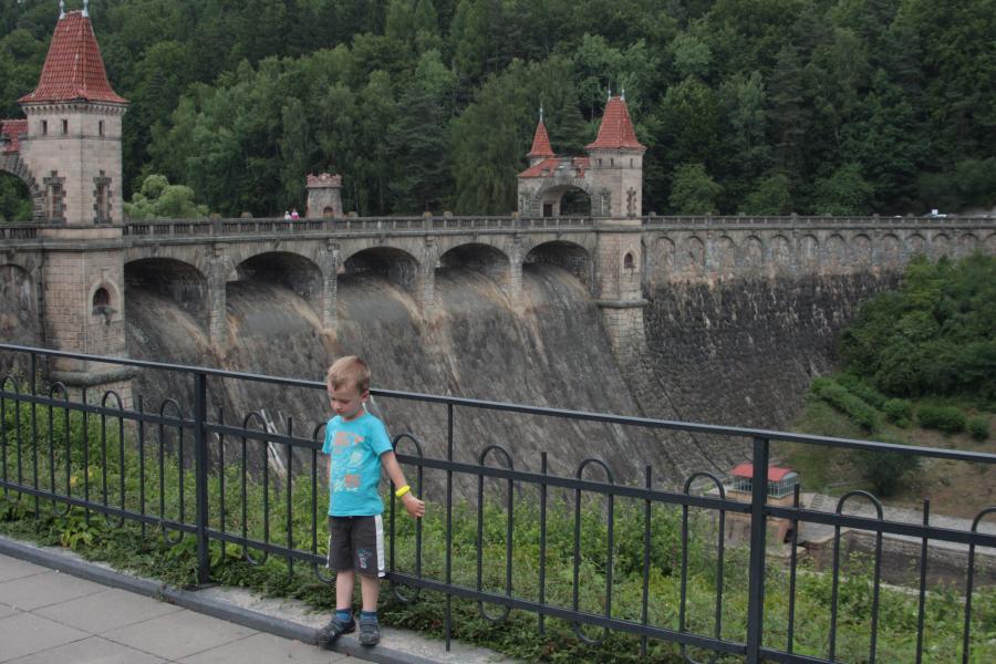 Odpolední procházka kolem přehrady Les království